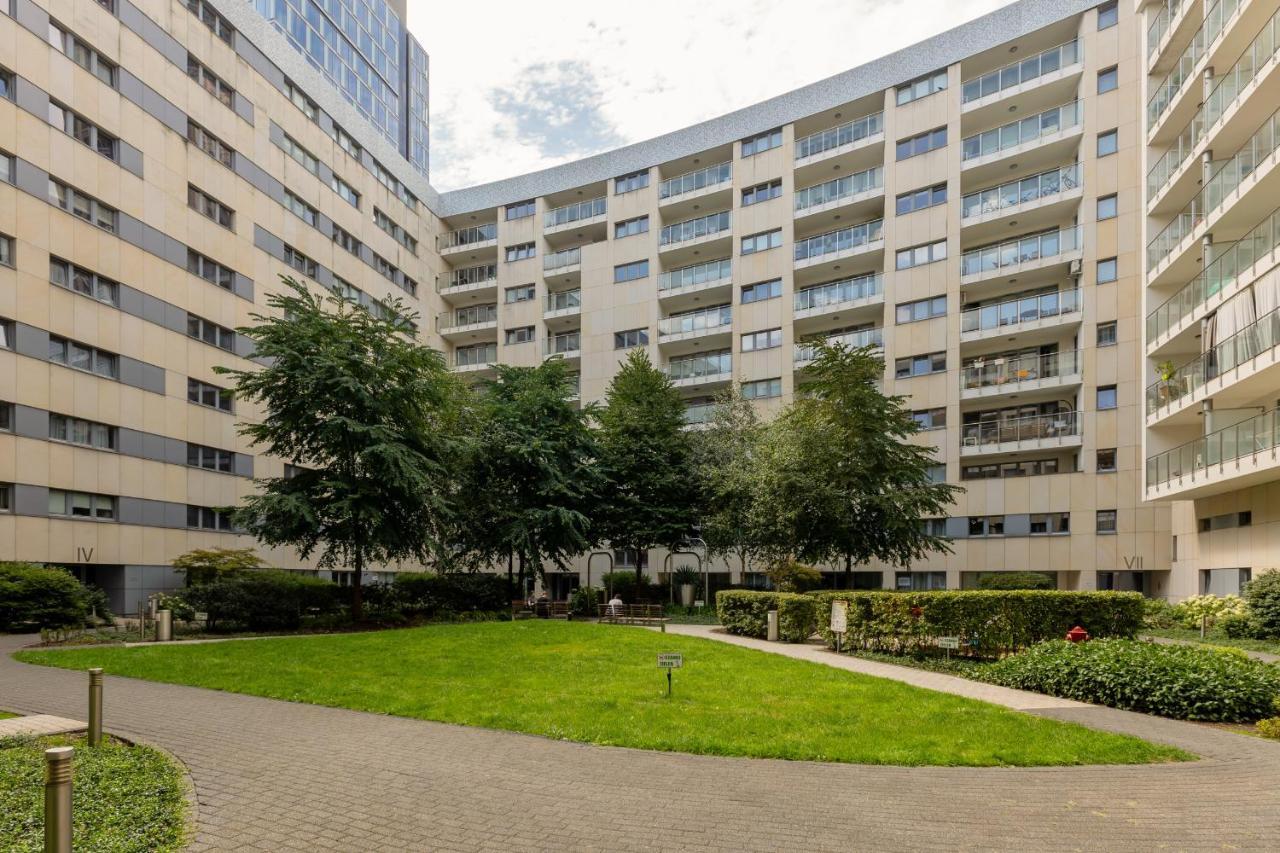 Deluxe Apartment Wronia 45 With Ac, Parking & Balcony By Renters Prestige Варшава Экстерьер фото